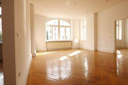 Gewerbeobjekt Erfurt Altstadt - 4 Zimmer, 188 m&sup2;, 1.410&euro; | Angebot:25563349