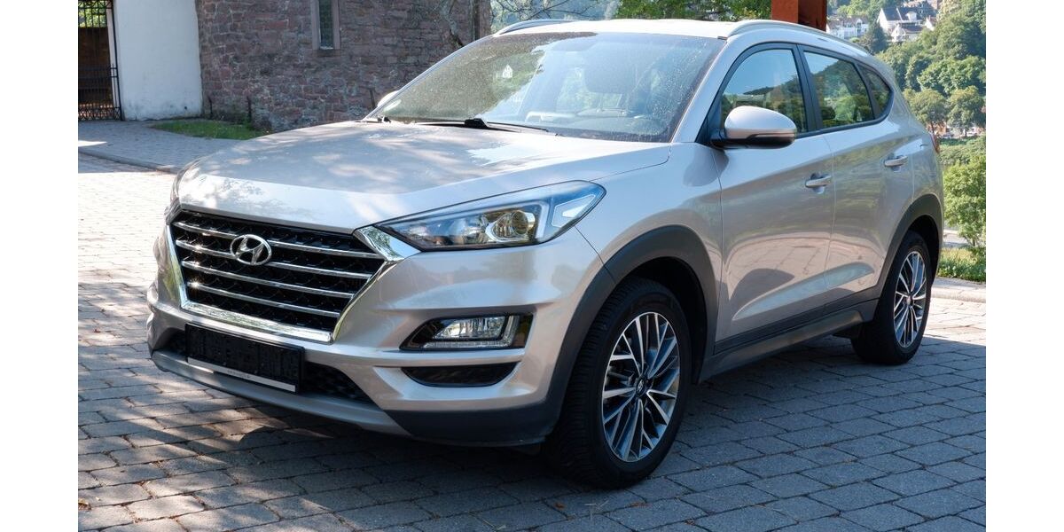 Hyundai TUCSON 51.500 km 16.700 &euro; Heidelberg 69118
