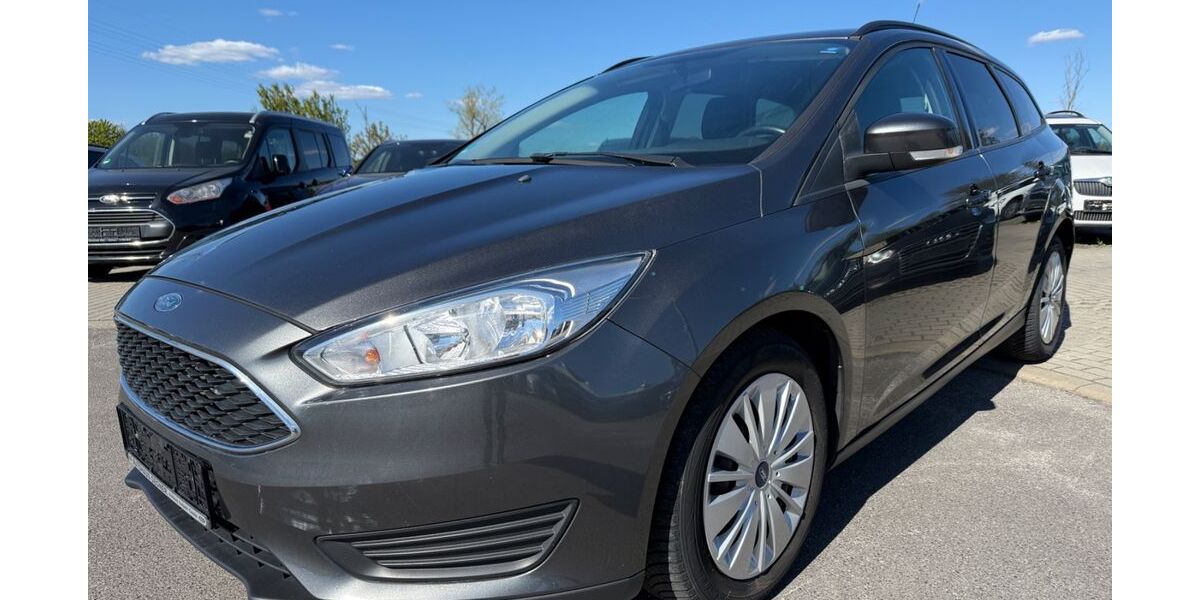 Ford Focus 180.000 km 6.200 &euro; Wildau 15745