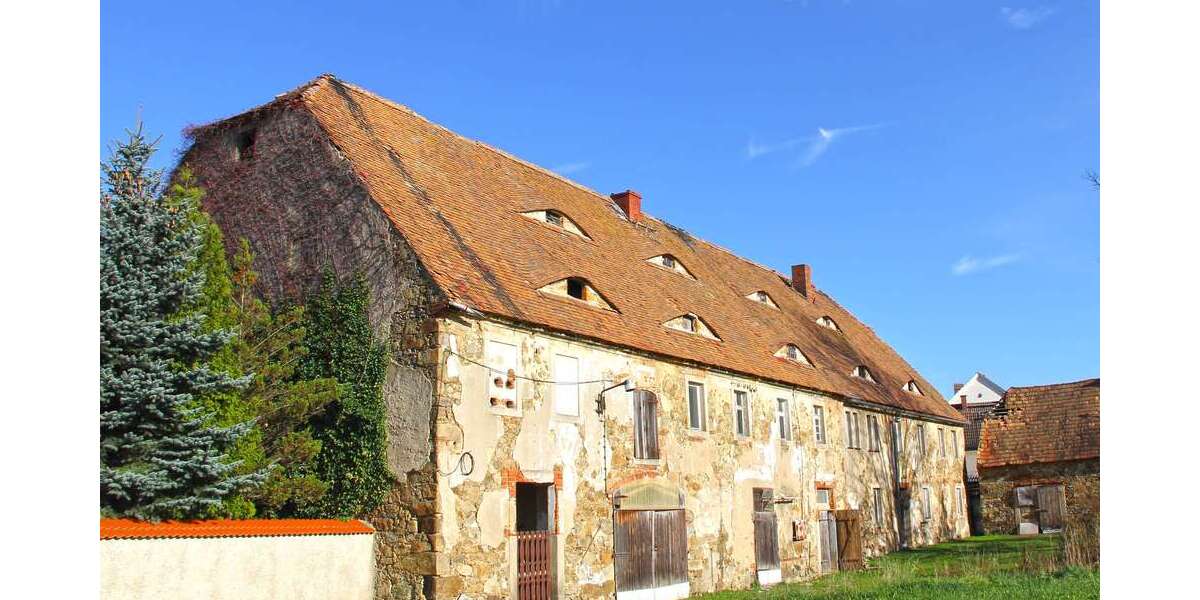 Einfamilienhaus Vierkirchen Melaune - 16 Zimmer, 400 m&sup2;, 79.000&euro; | Angebot:8513434