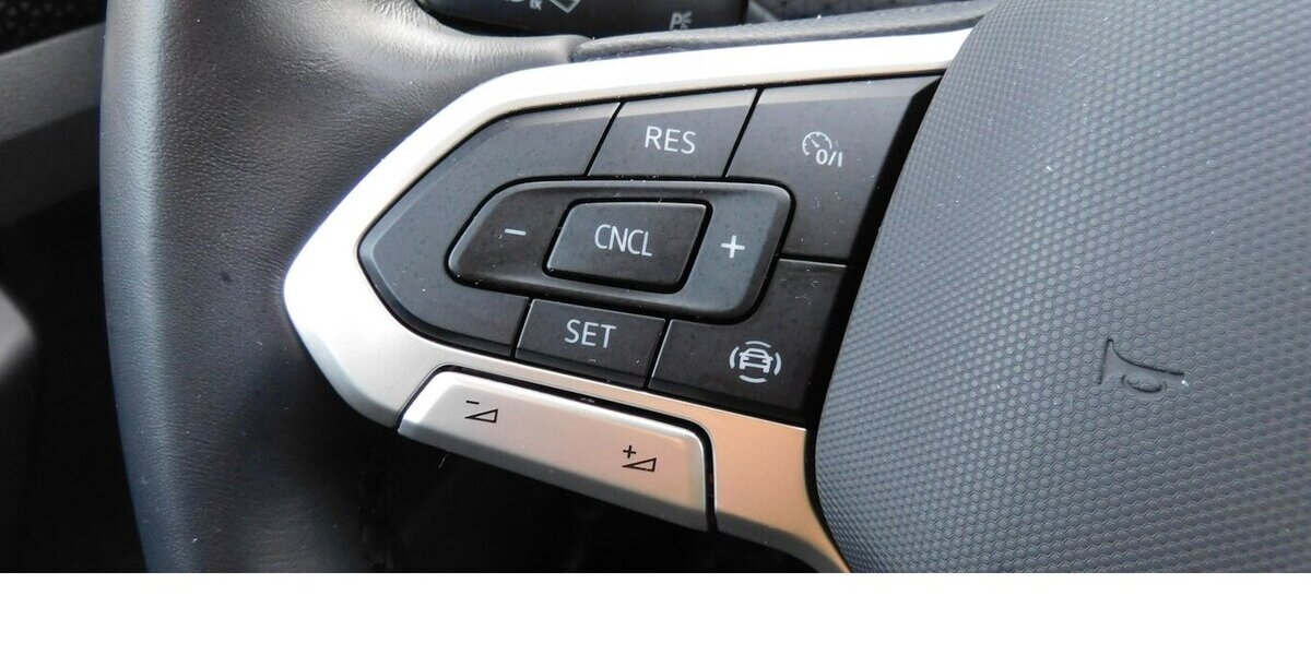 VW T-Cross 1.0 Life BMT TSI Klima Navi 39.500 km 17.690 &euro; Vordorf 38533