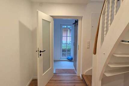 Haus Feuchtwangen - 4 Zimmer, 110 m&sup2;, 299.000&euro; | Angebot:25195117