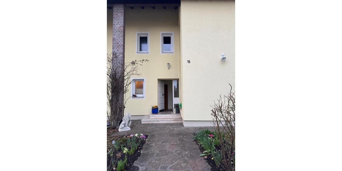 Terrassenwohnung Gilching - 2 Zimmer, 27 m&sup2;, 695&euro; | Angebot:26036594