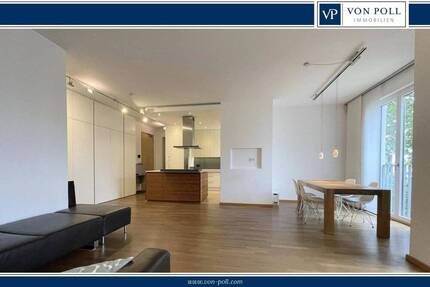 Moderne hochwertige Fünf-Zimmer-Wohnung mit Balkon
