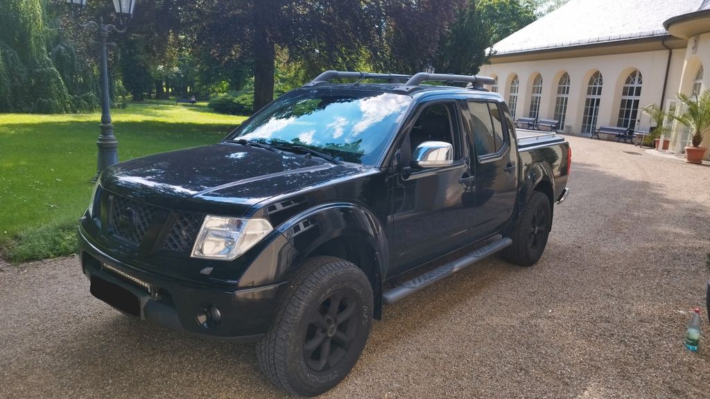 Nissan Navara 174.210 km 9.500 &euro; Hausen b. Würzburg 97262