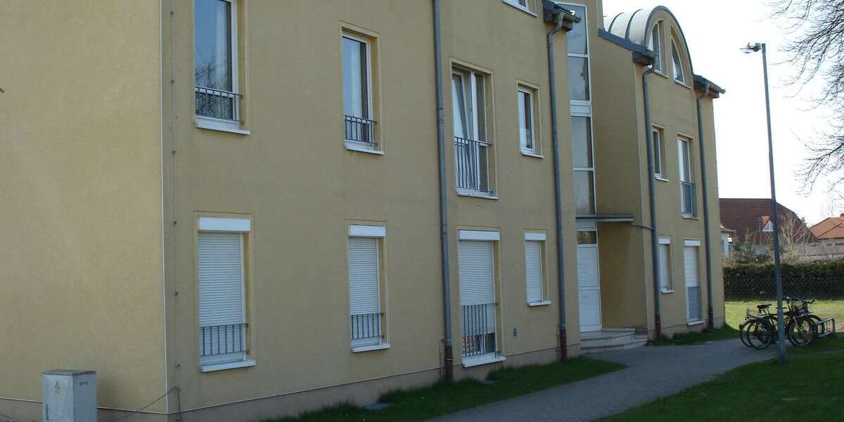Etagenwohnung Bad Schmiedeberg - 3 Zimmer, 82 m&sup2;, 556&euro; | Angebot:26392576