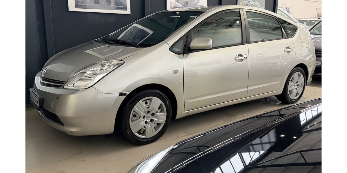 Toyota Prius 176.000 km 4.500 &euro; Schwerte 58239
