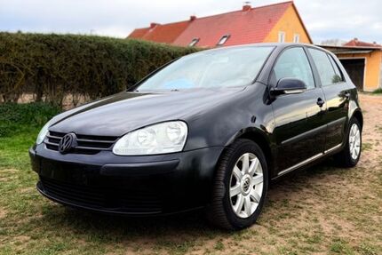 VW Golf 125.970 km 4.500 &euro; Rossin 17398