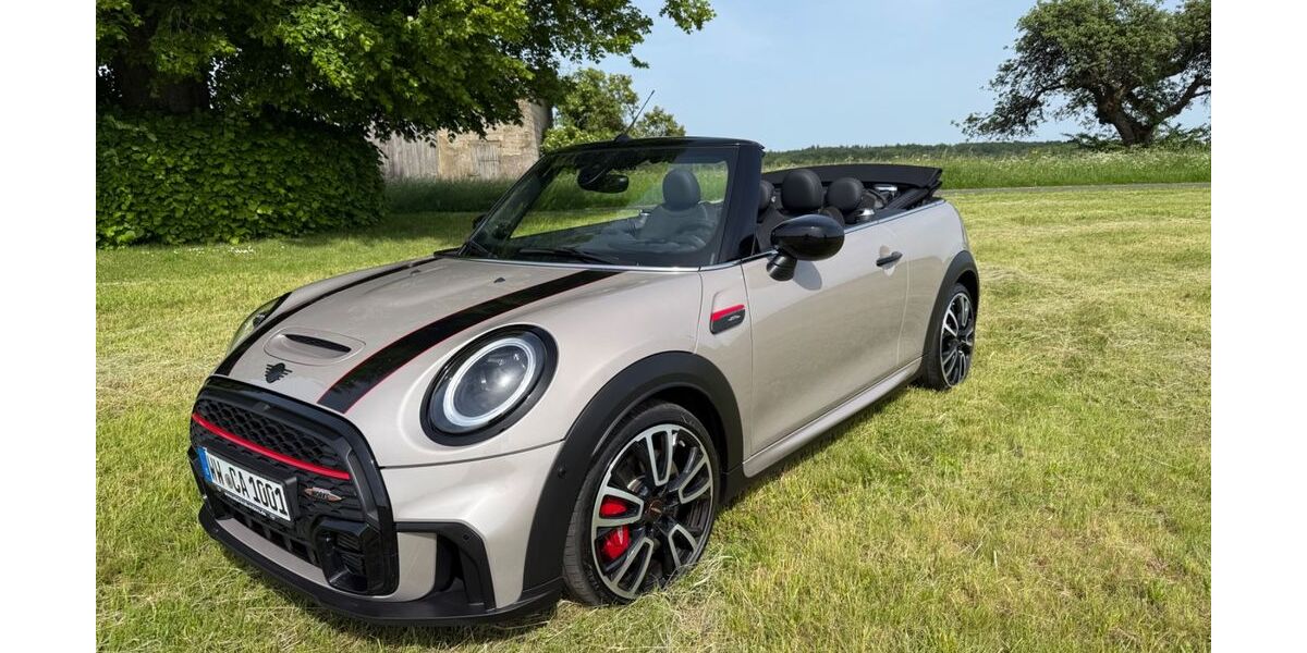 Mini John Cooper Works Cabrio 33.000 km 35.900 &euro; Weidenhahn 56244