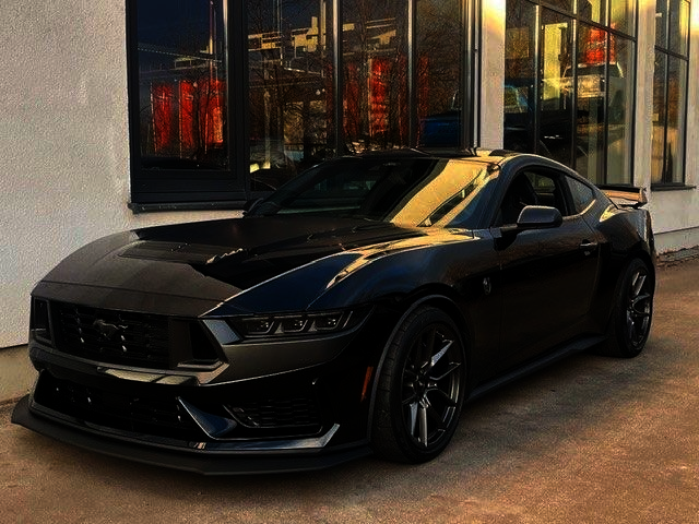 Ford Mustang 16.500 km 79.900 &euro; München 81677