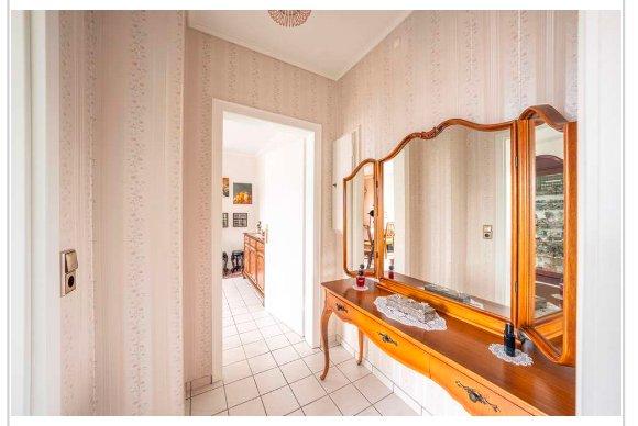 Etagenwohnung Kamen - 5 Zimmer, 100 m&sup2;, 900&euro; | Angebot:26664019