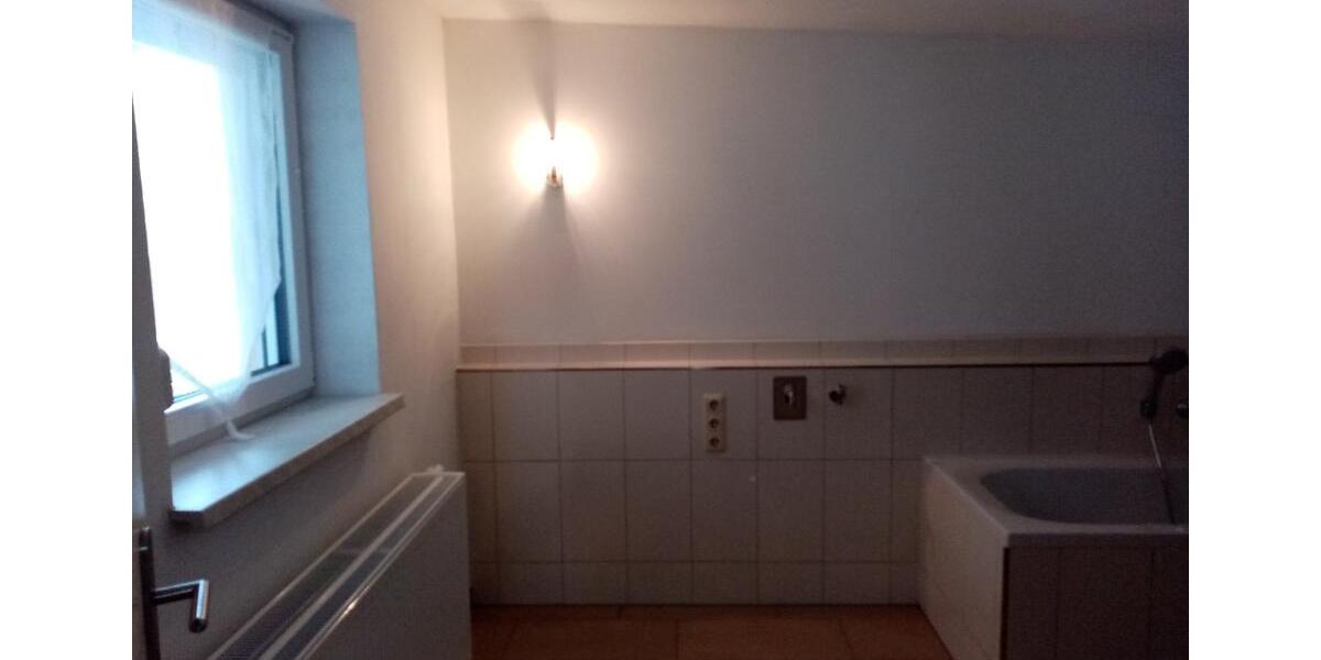 Einfamilienhaus Ihrlerstein - 6 Zimmer, 137 m&sup2;, 1.250&euro; | Angebot:26614473