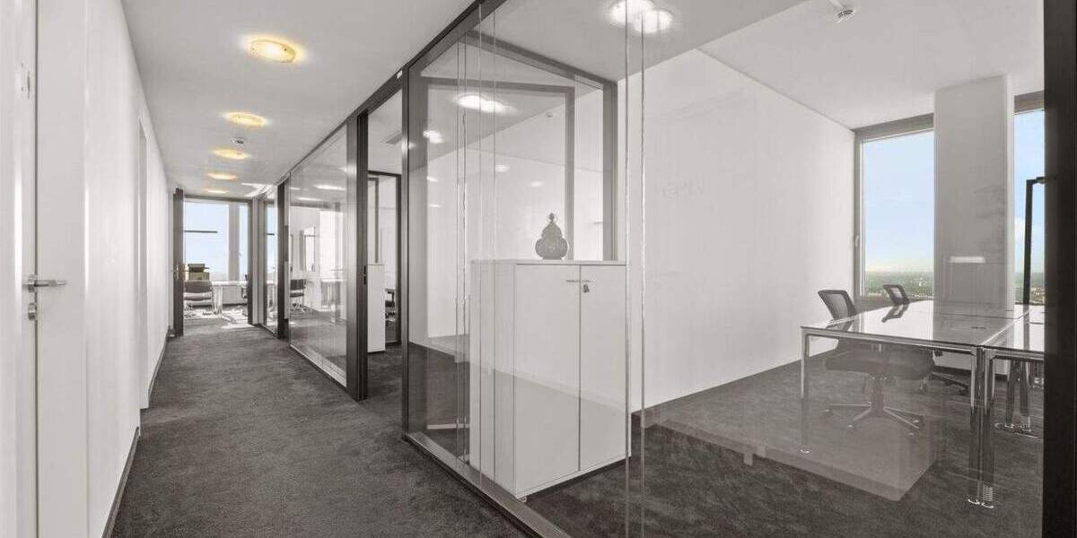 Exklusives Büro im 38. Stock mit Domblick - komplett möbliert zimmer