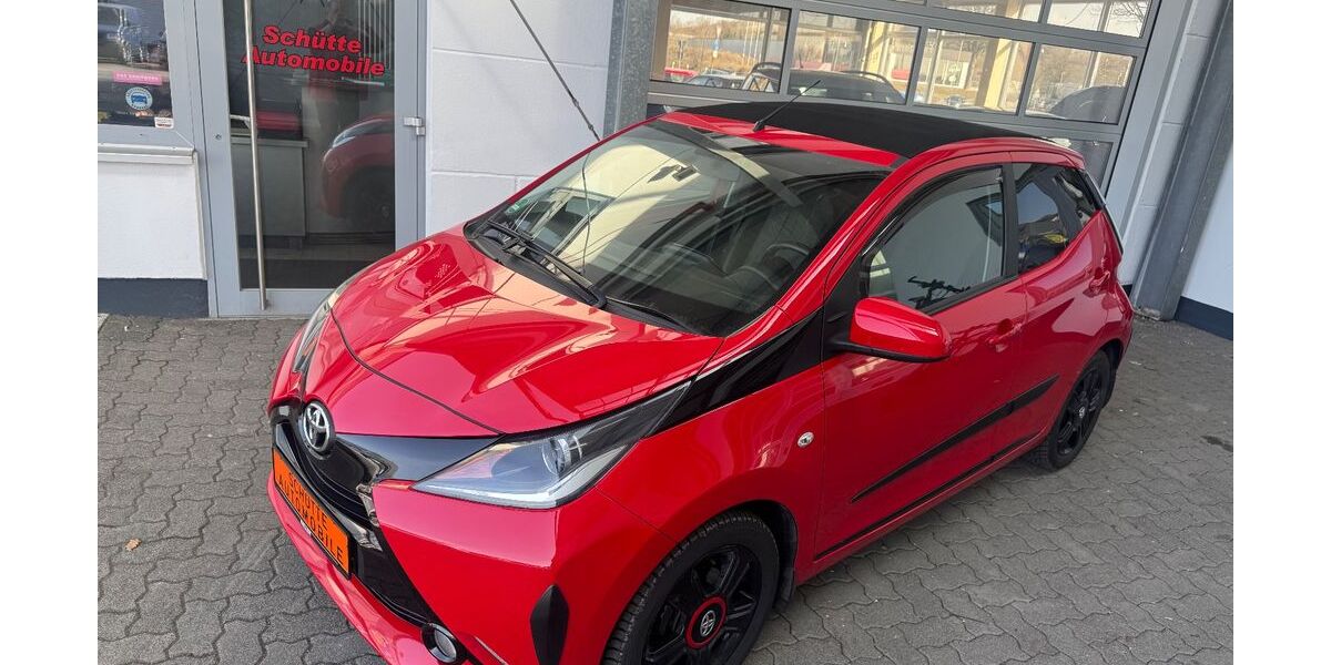 Toyota Aygo (X) 85.000 km 7.990 &euro; Winterberg 59955