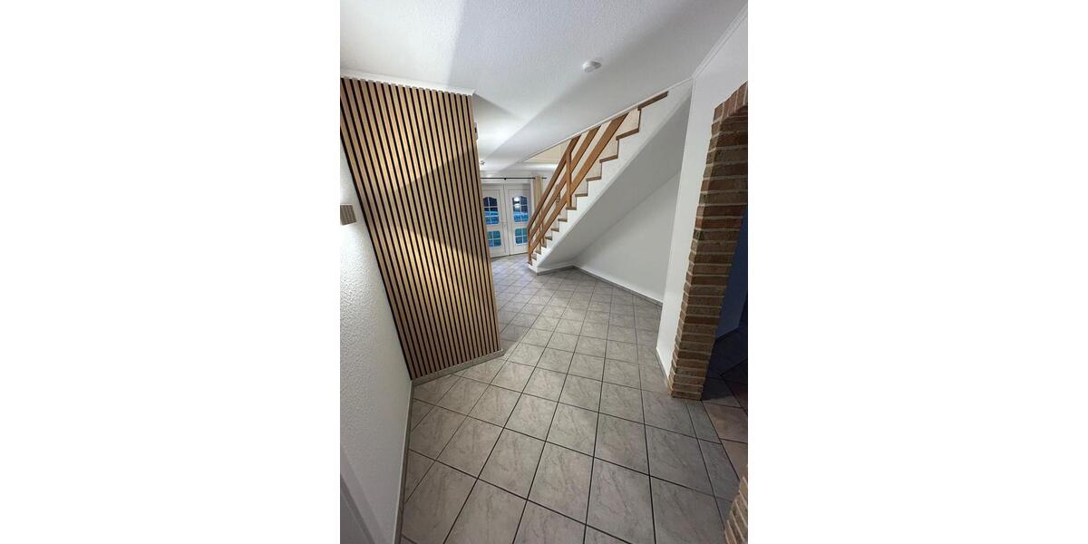 Einfamilienhaus Jübek - 7 Zimmer, 205 m&sup2;, 1.150&euro; | Angebot:26387608