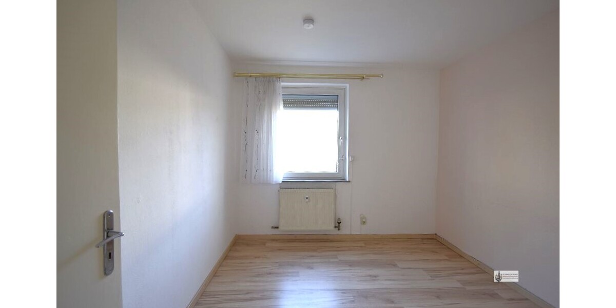 Große 71 m² 3 Zimmer Wohnung mit Einbauküche und Balkon 3 zimmer