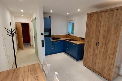 NEU Wohnung - Kernsaniert mit FBH und neuer Küche 1 zimmer