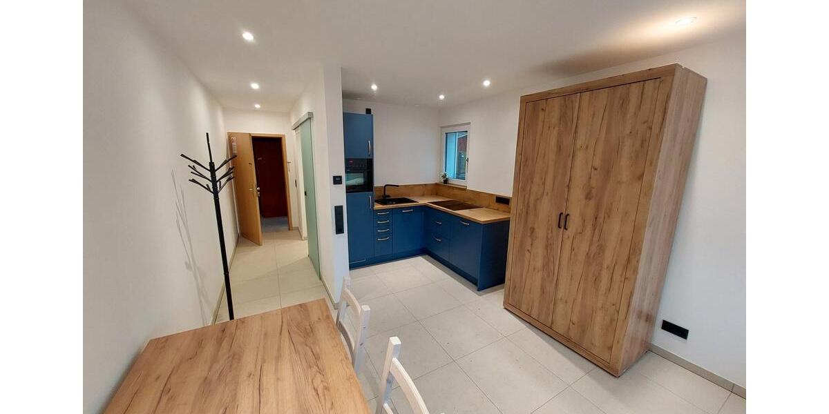 NEU Wohnung - Kernsaniert mit FBH und neuer Küche 1 zimmer