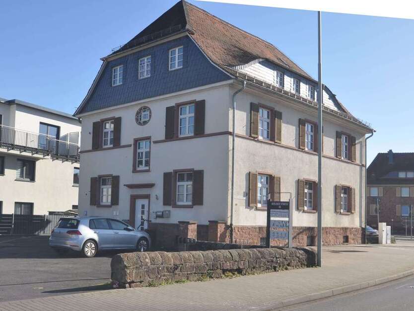 Wohnung zum Mieten in Büdingen 755 € 90 m²