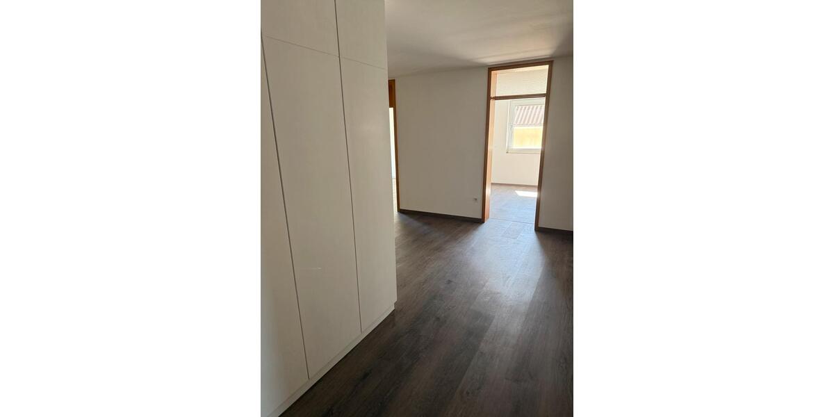 Renovierte Wohnung 4 zimmer