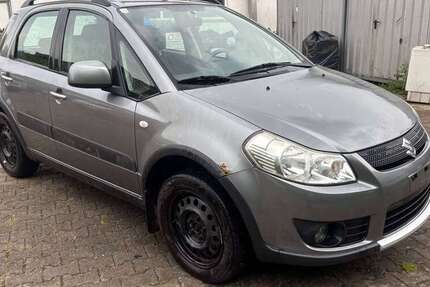 Suzuki SX4 158.500 km 1.900 &euro; München 81243