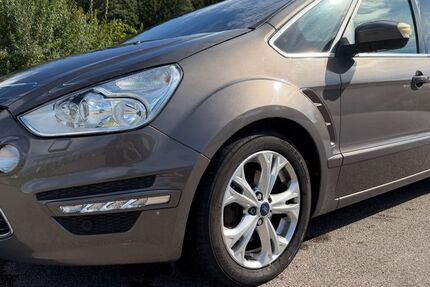 Ford S-Max 249.600 km 4.499 &euro; Schweitenkirchen 85301
