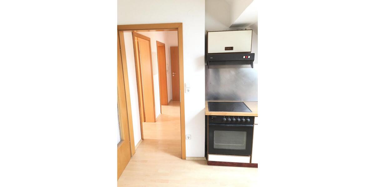 2 Zi.-DG-Wohnung, 20 km nördlich von Ulm Richtung Heidenheim 2 zimmer