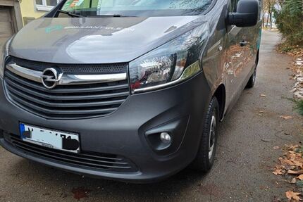 Opel Vivaro 156.000 km 9.999 &euro; KIRCHHEIM BEI MÜNCHEN 85551