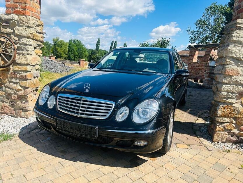 E 200