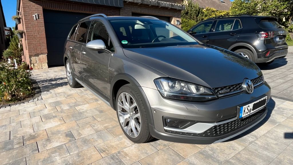 VW Golf 157.000 km 13.750 &euro; Zierenberg 34289