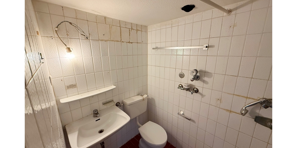 „1-Zi.-Apartment in Weinstadt-Endersbach – renovierungsbedürftig mit Potenzial“ - 1- Weinstadt / Endersbach Endersbach | Angebot:26483494