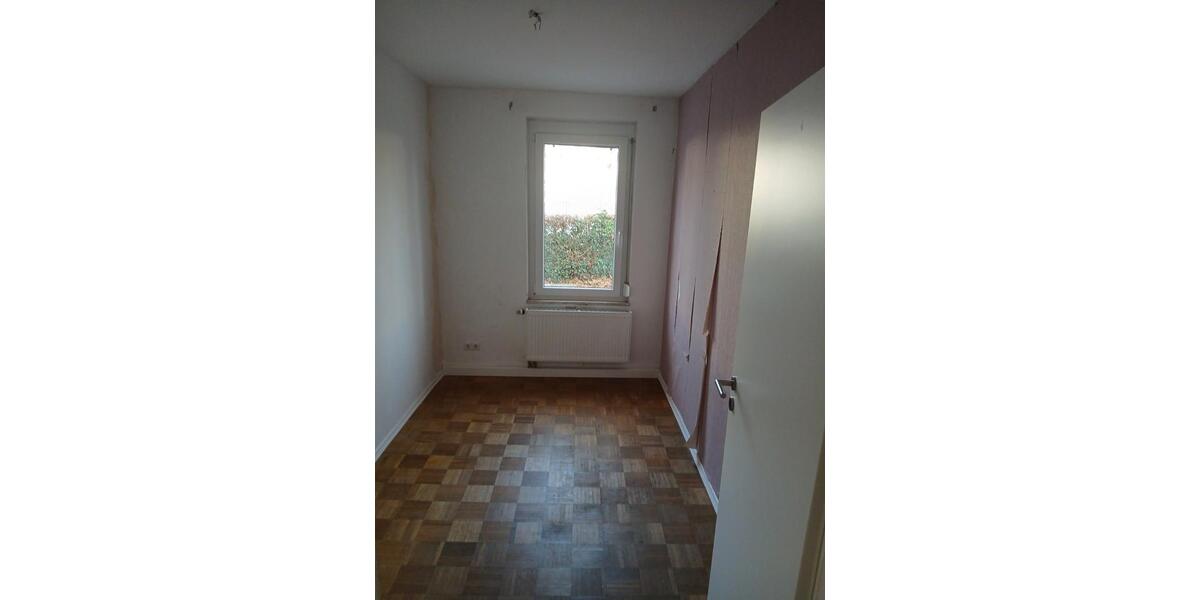 Erdgeschoßwohnung Göppingen - 4.5 Zimmer, 87 m&sup2;, 179.000&euro; | Angebot:26018652