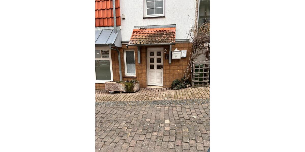 Maisonettenwohnung Sontra - 5 Zimmer, 158 m&sup2;, 925&euro; | Angebot:24628873