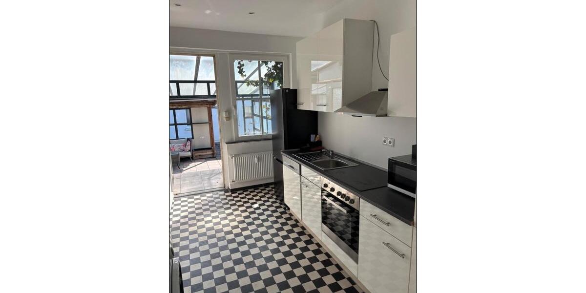 Einfamilienhaus Lingen (Ems) Damaschke - 6 Zimmer, 245 m&sup2;, 2.600&euro; | Angebot:26030717