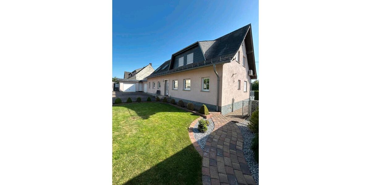 Einfamilienhaus Halsenbach - 5 Zimmer, 180 m&sup2;, 499.000&euro; | Angebot:26951809