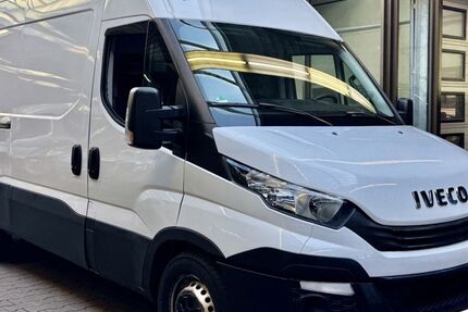 IVECO Andere 189.980 km 17.990 &euro; Geesthacht bei Hamburg 21502