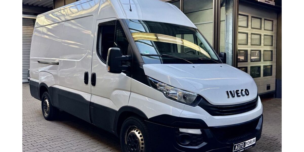 IVECO Andere 189.980 km 17.990 &euro; Geesthacht bei Hamburg 21502