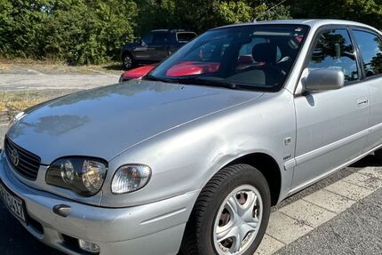 Toyota Corolla 235.400 km 1.999 &euro; Leipzig 04347