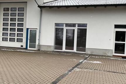 Büro mit guter Zufahrt und Parkmöglichkeit! zimmer