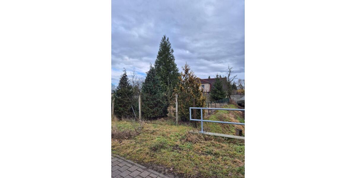 Einfamilienhaus Calbe (Saale) - 8 Zimmer, 163 m&sup2;, 70.000&euro; | Angebot:25223232