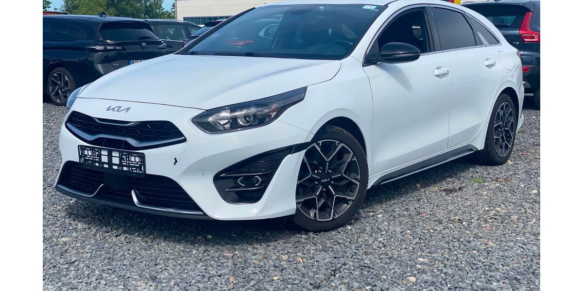 Kia pro ceed / ProCeed 154.436 km 13.999 &euro; Mittenwalde 15749