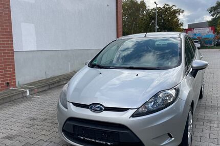 Ford Fiesta 97.251 km 3.999 € Berlin 12107