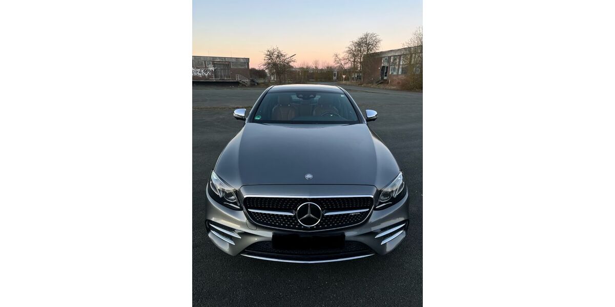 Mercedes-Benz E 200 112.000 km 28.500 &euro; Korbach 34497
