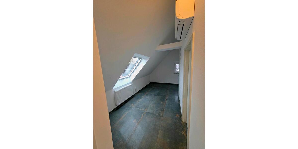 Hochwertige Dachgeschosswohnung in Kaarst Erstbezug 1 zimmer