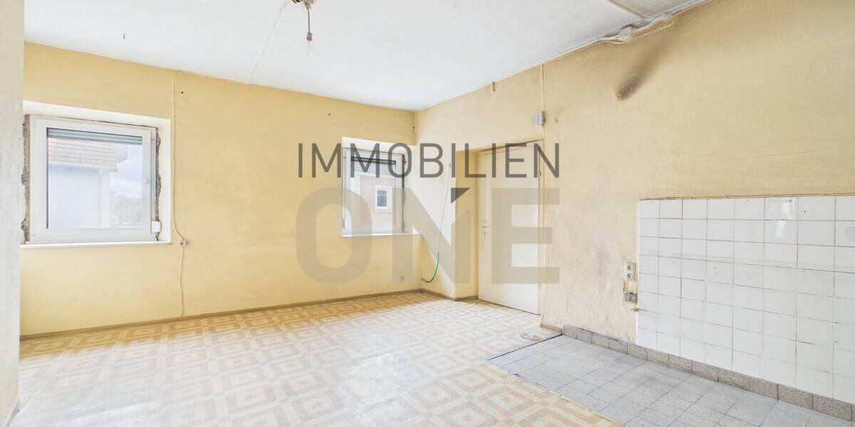 Mehrfamilienhaus, Wohnhaus Schierling - 4 Zimmer, 127 m&sup2;, 160.000&euro; | Angebot:26391577