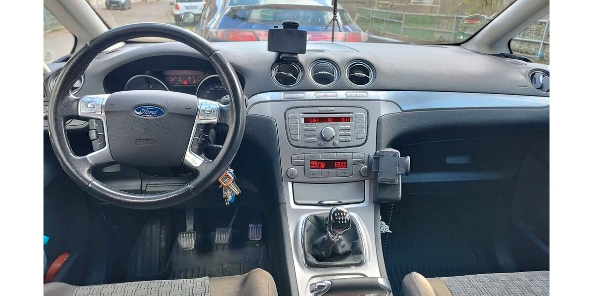 Ford S-Max 242.000 km 2.500 &euro; Albstadt 72461