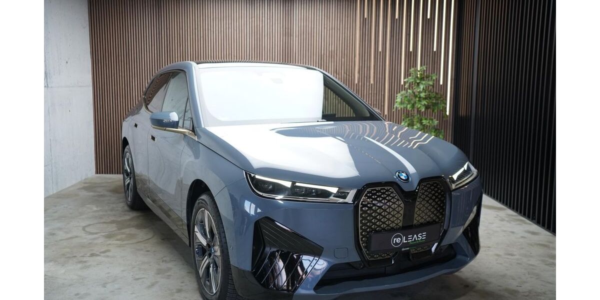 BMW iX 25.900 km 71.777 &euro; Königsbrunn 86343