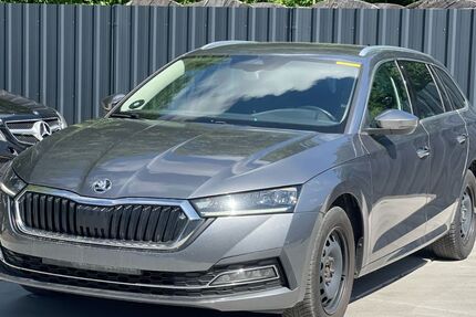 Skoda Octavia 113.000 km 16.900 &euro; Berlin 12107