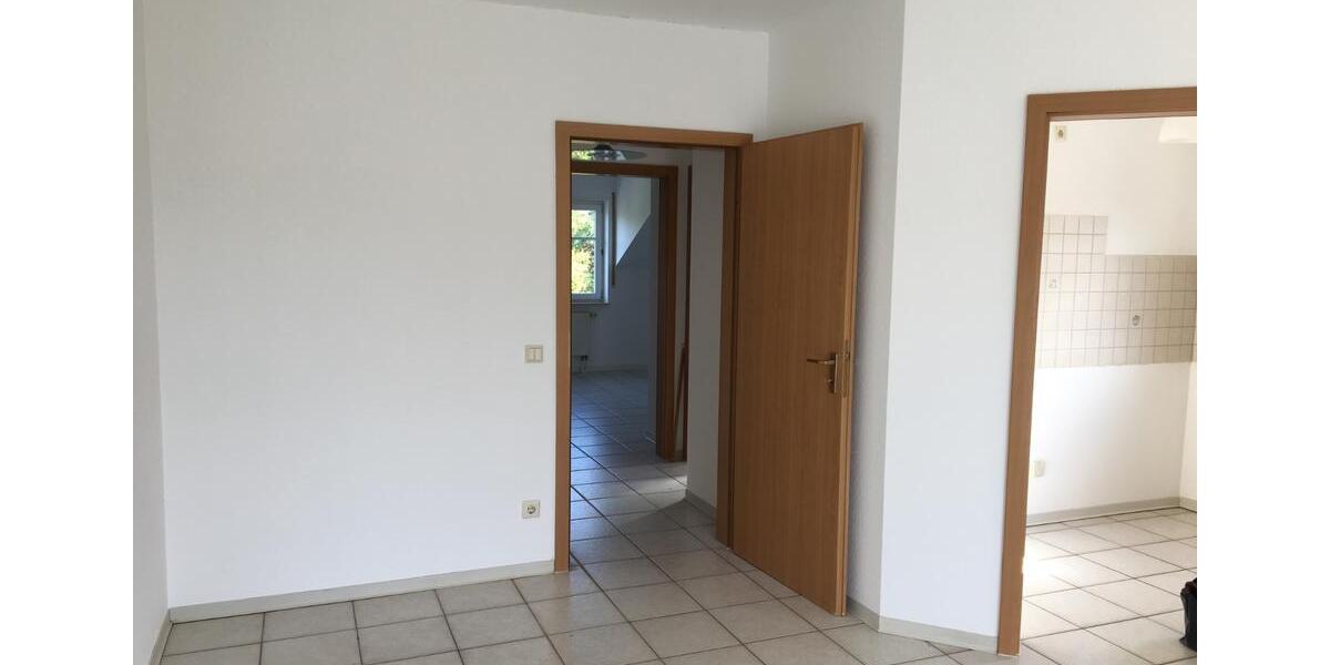 Dachgeschoßwohnung Ludwigshafen am Rhein Edigheim - 2 Zimmer, 54 m&sup2;, 695&euro; | Angebot:25422686