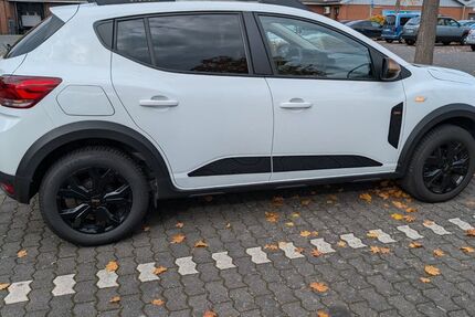 Dacia Sandero 20.000 km 16.100 &euro; Koblenz 56072